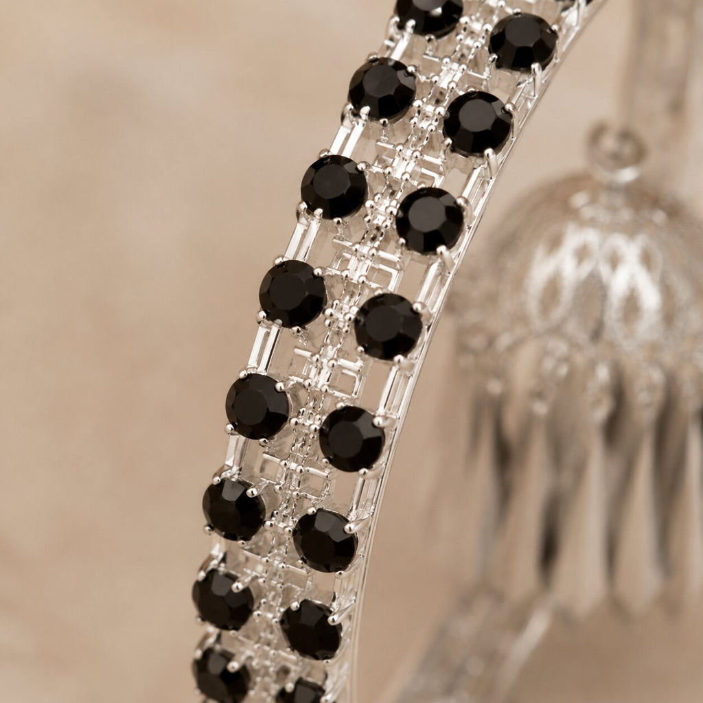 Black 04