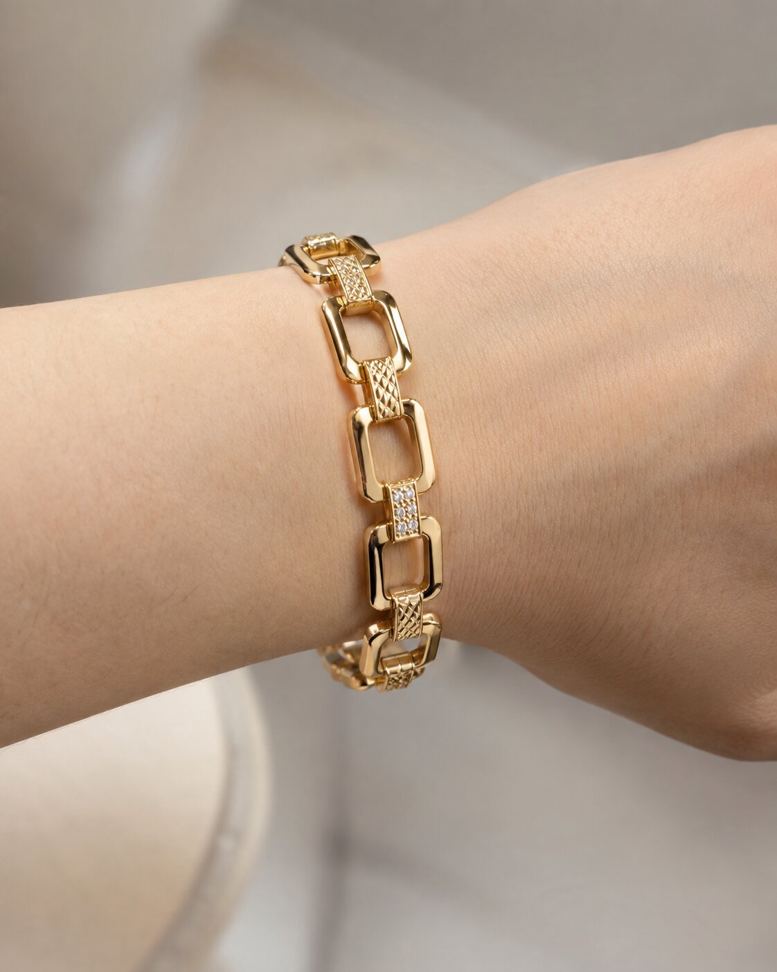 Golden Muse Link Bracelet
