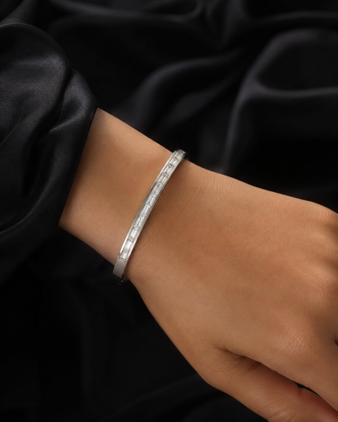 Vellora Ice Prism Baguette Bangle