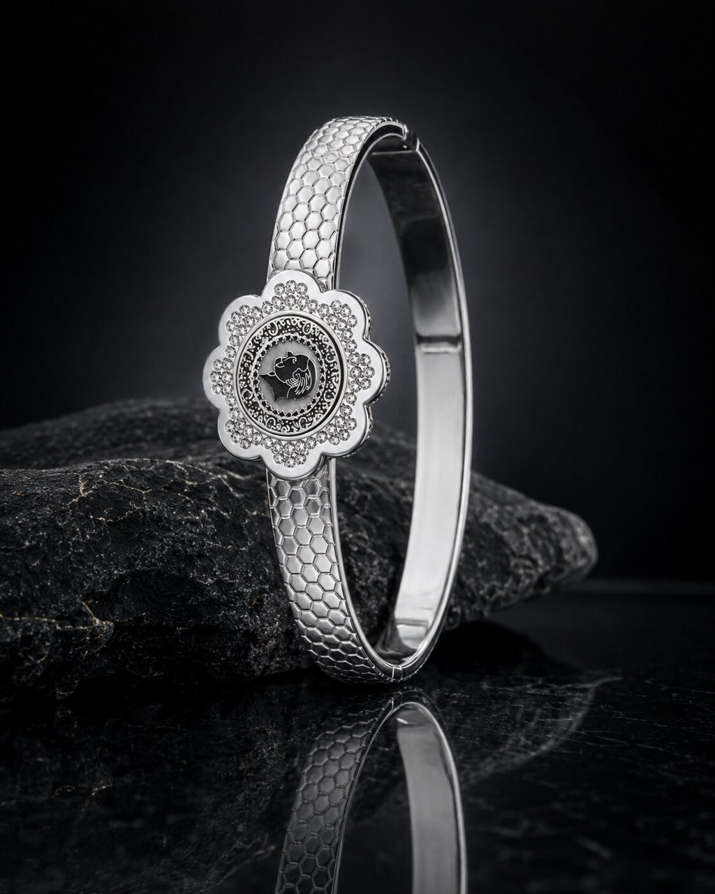Imperial Halo Medallion Bangle