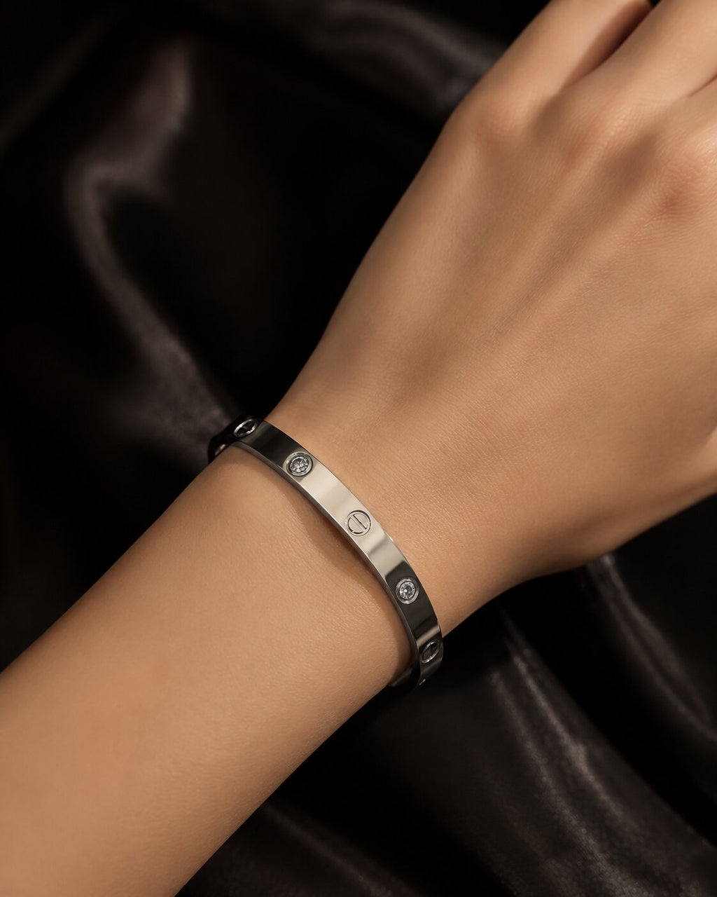 Celeste Lock Crystal Bangle