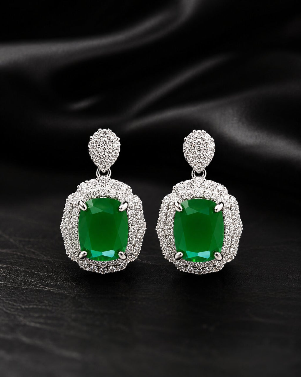 Emerald Royale Jewelry Set