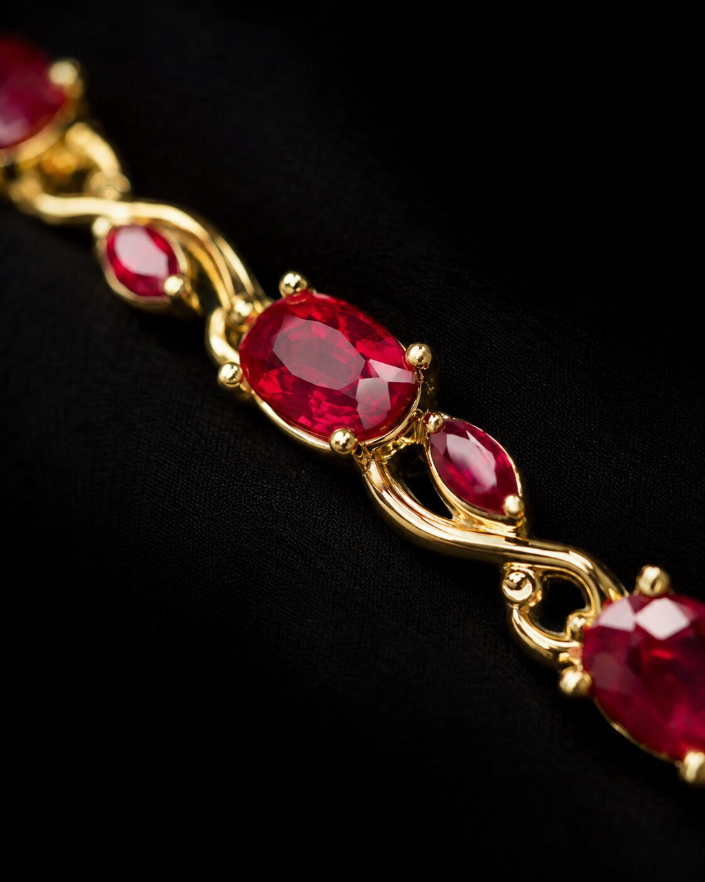 Crimson Élan Bracelet