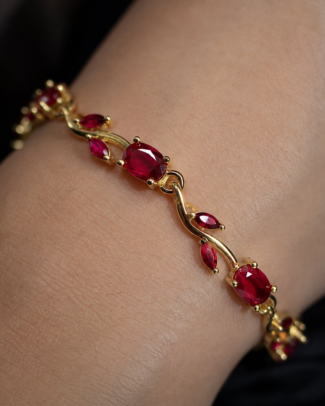 Crimson Élan Bracelet
