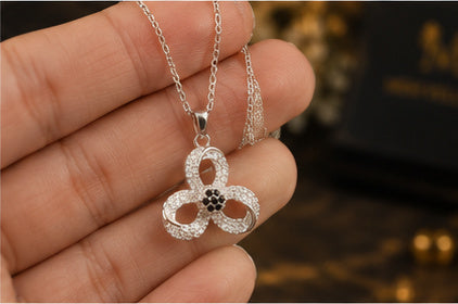 Noir Trinity Bloom Locket & Earrings Set